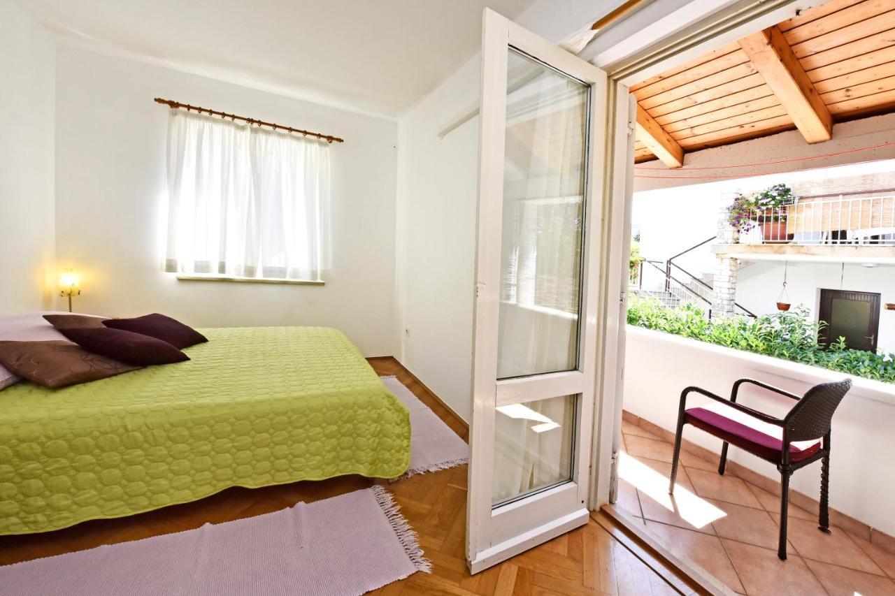 Apartment Nikola Poreč Exteriör bild