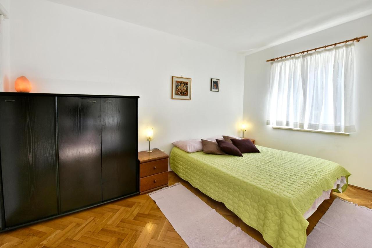 Apartment Nikola Poreč Exteriör bild