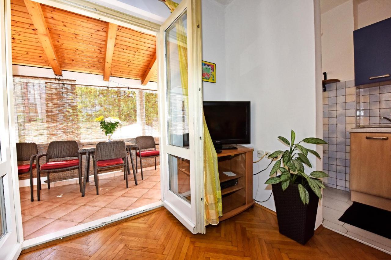 Apartment Nikola Poreč Exteriör bild