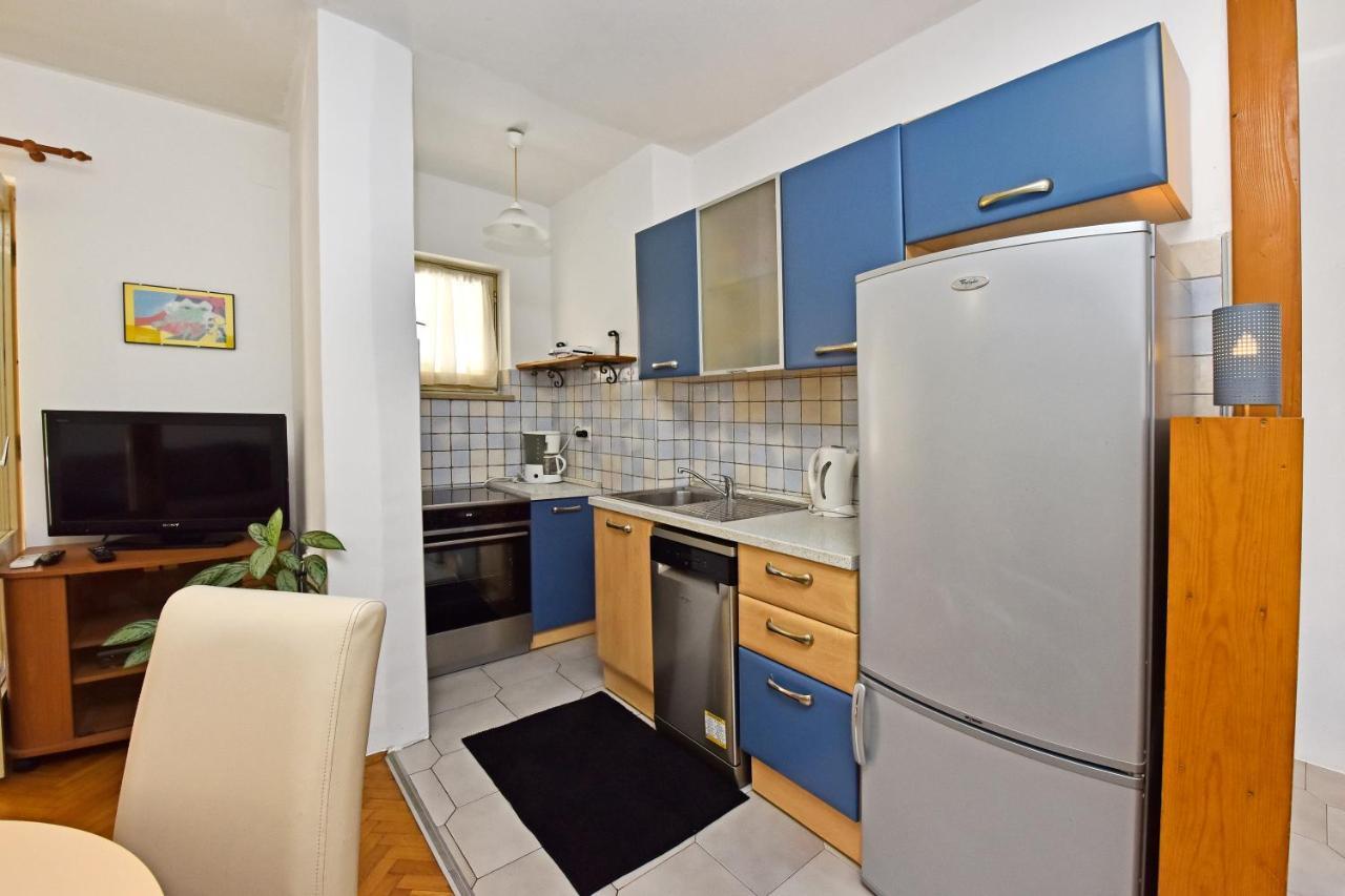 Apartment Nikola Poreč Exteriör bild